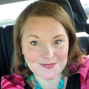 Meet your Posher, Catherine